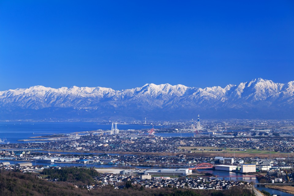 pixta_25599848_M-960x639 (2)